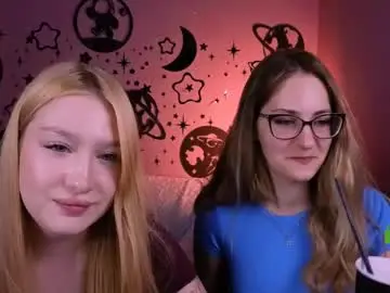 Live Sex Cam with playful_sophie - Chaturbate