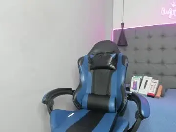 Free Live Porn with scarletcherry18 - Chaturbate