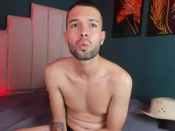 Live Porn with ian_valenti - Chaturbate