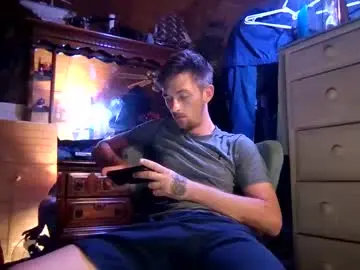 Nude Webcam with 27tnguy - Chaturbate