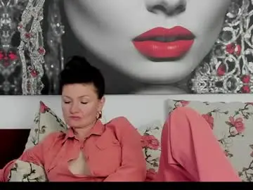 Best live sex cam show with illegalbeauty87 - Chaturbate