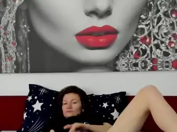Adult Webcams with illegalbeauty87 - Chaturbate