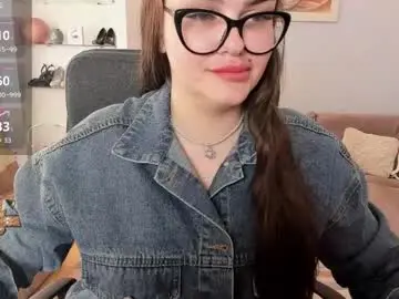 Sex Chat with kamilagame - Chaturbate