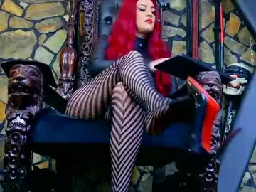 Live Sex Cam with victoriaheller - Chaturbate