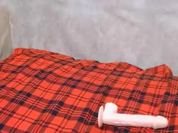 Sex Cam with dark_desireone - Chaturbate