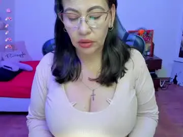 Adult Webcams with esmeralda_milf1 - Chaturbate