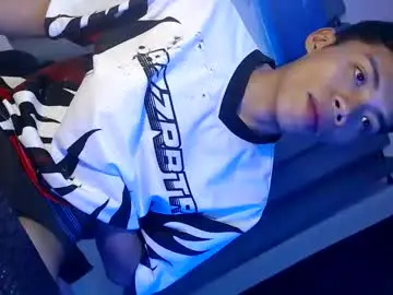 Free Porn Cam with mike_cummer - Chaturbate