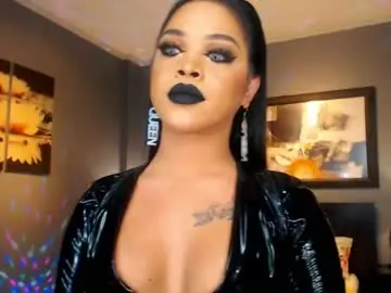 Free Porn Cam with urmajestytyra - Chaturbate