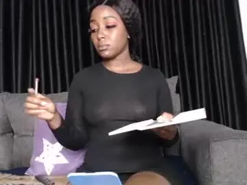 Nude Webcam with darktanqueen - Chaturbate