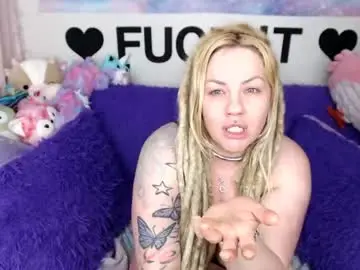 Sex Chat with mackenziewolfe - Chaturbate