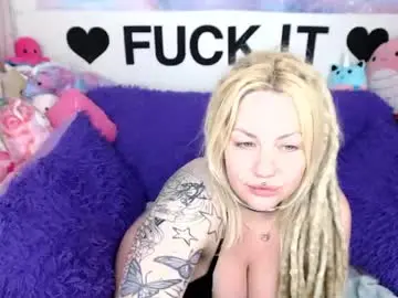 Free Live Porn with mackenziewolfe - Chaturbate