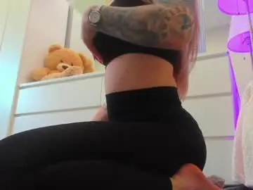 Watch Live Sex Cams with reina_cummings - Chaturbate