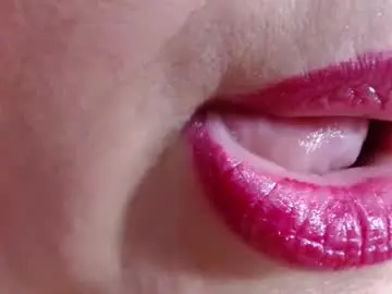 Adult Video Chat with kerly_doll - Chaturbate