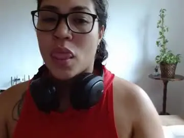Adult Webcams with pepitt45 - Chaturbate