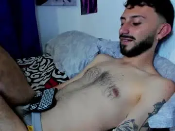 Adult Webcam with santi_mateo - Chaturbate