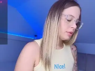 Free Porn Cam with blueyeskate - Chaturbate