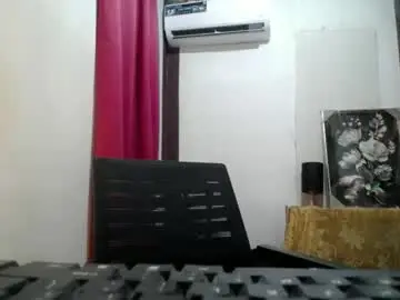 Adult Video Chat with kisses_asian143 - Chaturbate