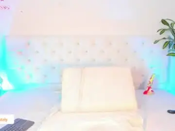 Adult Video Chat with ava_malaikaa - Chaturbate