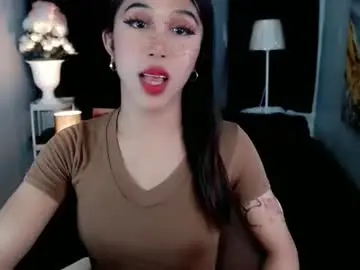 Live Sex Cam with urfantasy_sweetxcali69 - Chaturbate