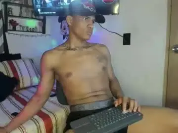 Nude Webcam with juanbigcock21cm - Chaturbate