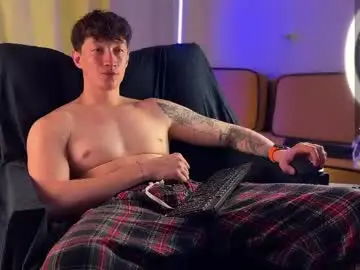 Live Sex Cam with lyon_power_ - Chaturbate