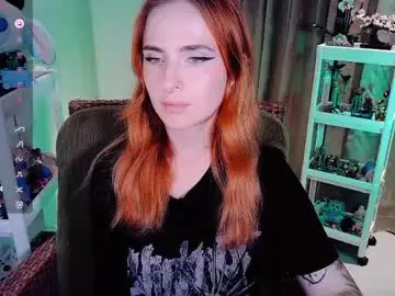 Sex Cam with shyfoxxxy - Chaturbate