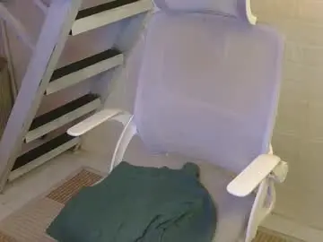 Best live sex cam show with averageuncut1 - Chaturbate