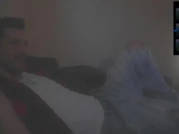 Live Sex with bigcawwwk - Chaturbate