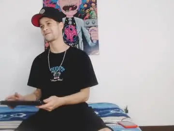 Free Porn Cam with dick_boy_18 - Chaturbate