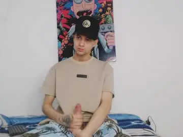 Live Porn with dick_boy_18 - Chaturbate