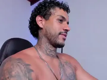Watch Live Sex Cams with luigi1_ - Chaturbate