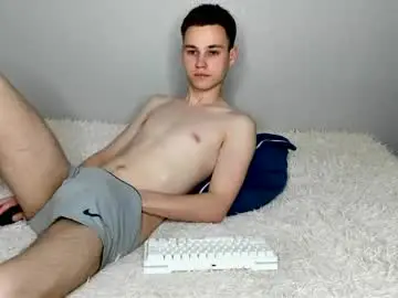 Adult Webcam with robert10211 - Chaturbate