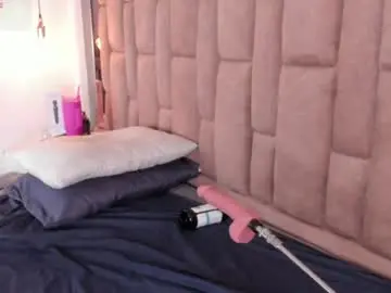 Sex Cam with scarlett_grey_1 - Chaturbate