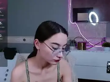 Live Sex Cam with andreajohnsons - Chaturbate