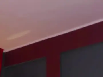 Adult Video Chat with emmelyn_ - Chaturbate