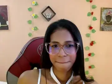 Sex Cam with mara_summer - Chaturbate
