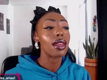 Free Live Porn with missemilie1 - Chaturbate