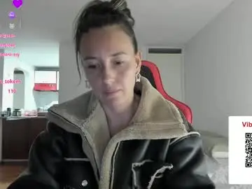 Sex Cam with zoe_jeane_beker - Chaturbate