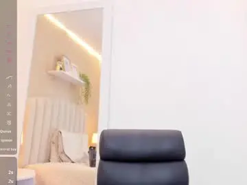 Live Sex Cam with realbadbxtch - Chaturbate