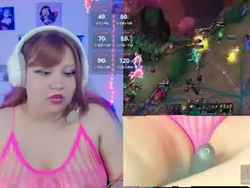 Watch Live Sex Cams with crystal_velvet01 - Chaturbate