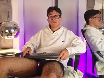 Free Live Porn with austinreeds - Chaturbate