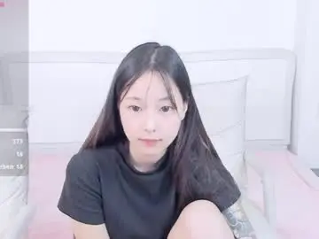 Best live sex cam show with inadaphne - Chaturbate