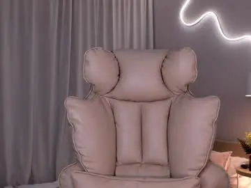 Live Porn with entya - Chaturbate