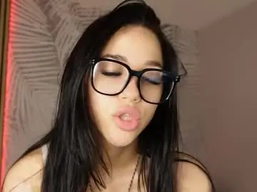 Sex Chat with miavelvety - Chaturbate