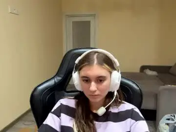 Live Sex Cam with norinefrymyer - Chaturbate