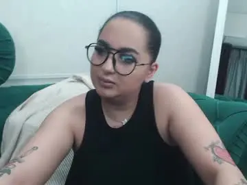 Sex Cam with allyiah - Chaturbate