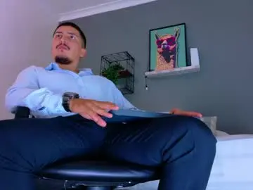 Sex Cam with mrfox__ - Chaturbate