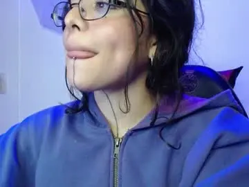 Live Porn with petite_melodyy - Chaturbate