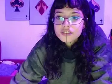 Live Porn with petite_melodyy - Chaturbate