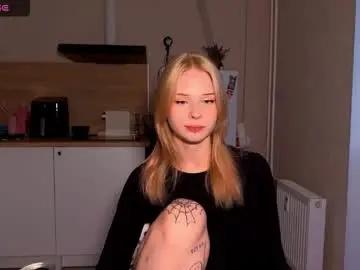 Free Porn Cam with sweetielis - Chaturbate
